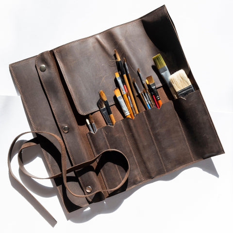 Best Leather Gifts for Painters That Blend Art with Elegance