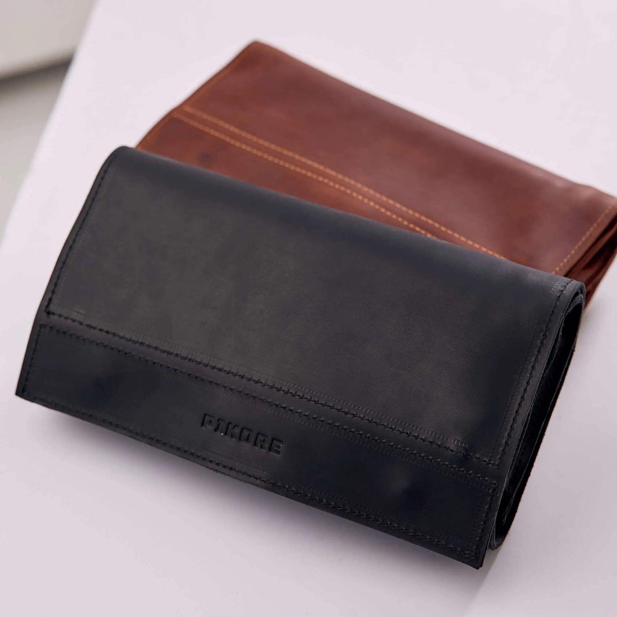 Leather Hanging Toiletry Bag - Pikore