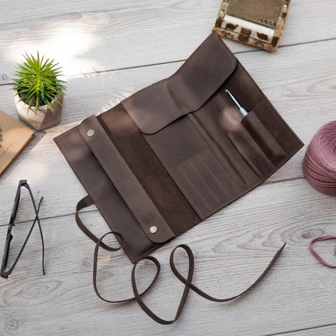 Leather Knitting Needle Roll