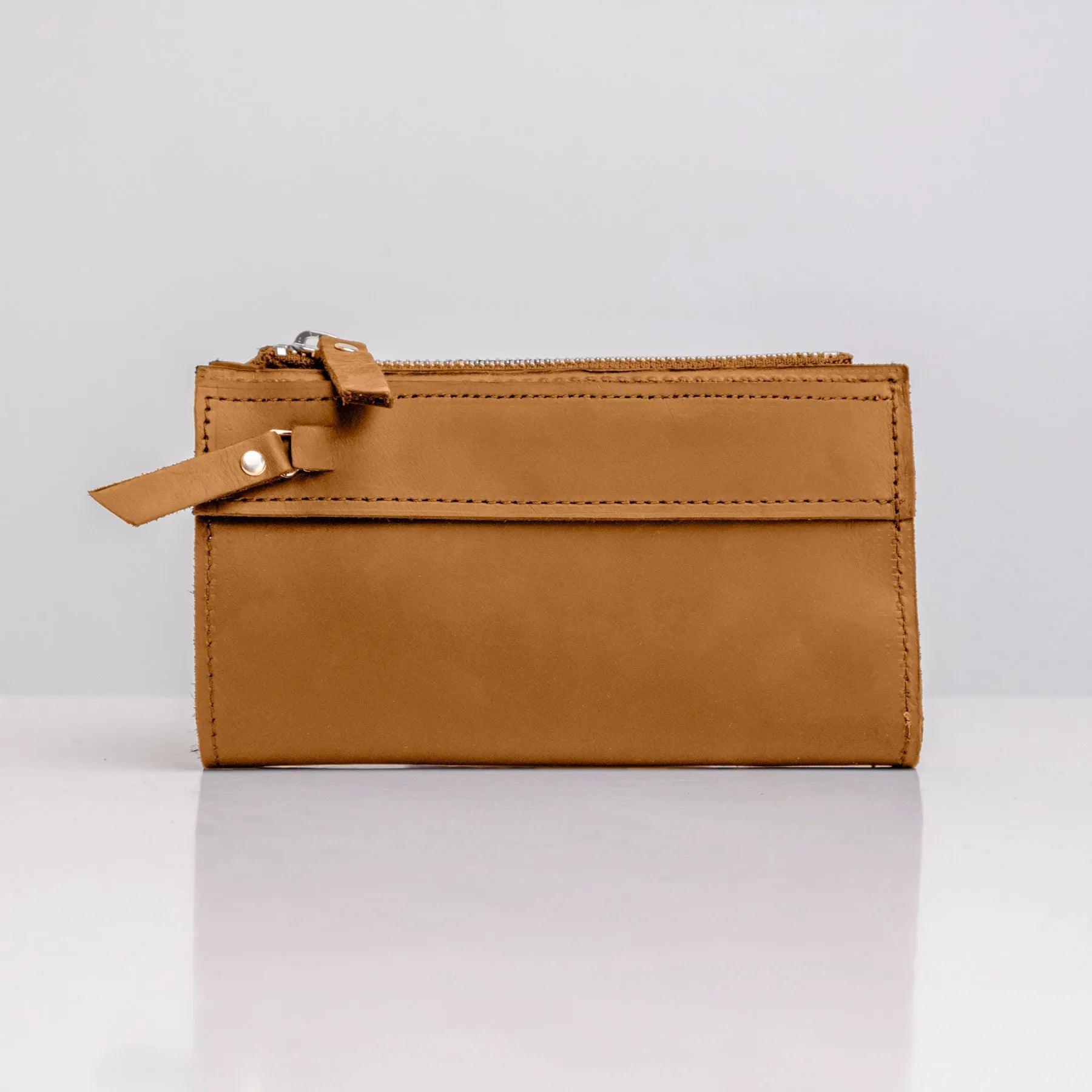 Leather Zipped Wallet - Pikore