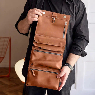 Leather Hanging Toiletry Bag - Pikore