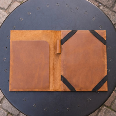 Premium leather Boox case with secure fit for comfortable reading and safe travel.