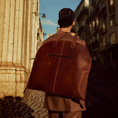 Leather suit carrier - Pikore