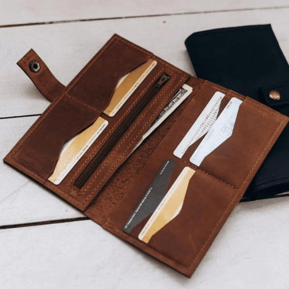 Long Zipped Wallet